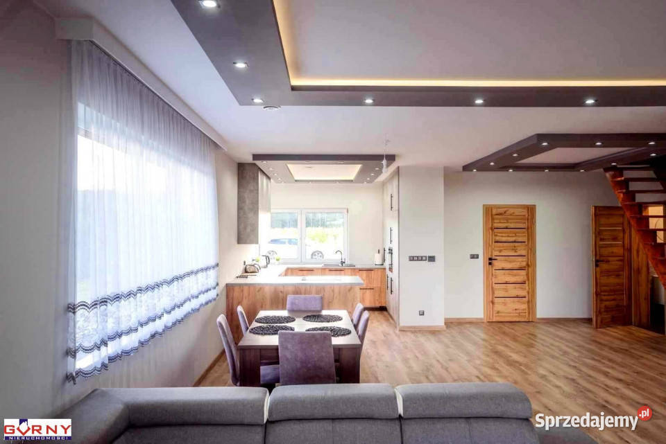 Sprzedaż domu wolnostojącego 228m2 Piotrków Piotrków Trybunalski