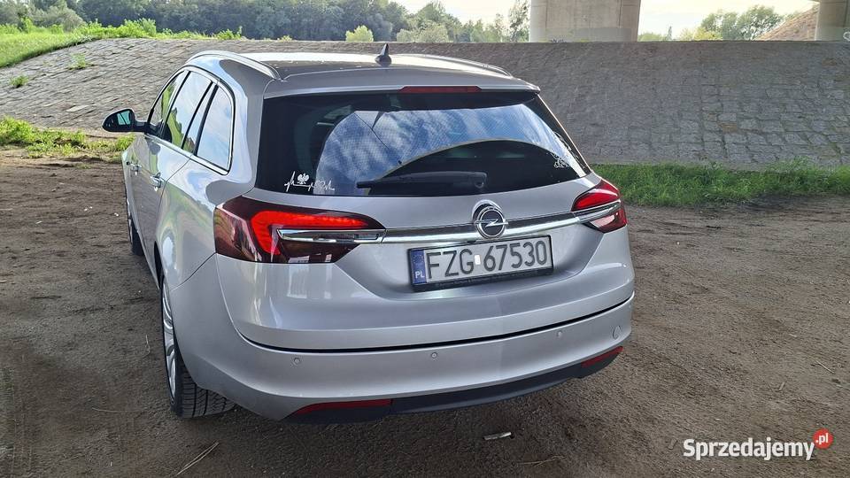 OPEL INSIGNIA SPORTS TOURER 2015R BEZWYPADKOWY Wrocław sprzedam
