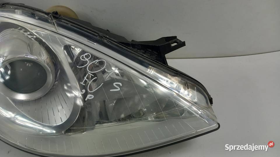 MERCEDES A KLASA W169 LAMPA PRZÓD PRAWA SOCZEWKA osobowe wielkopolskie Zbierkowo