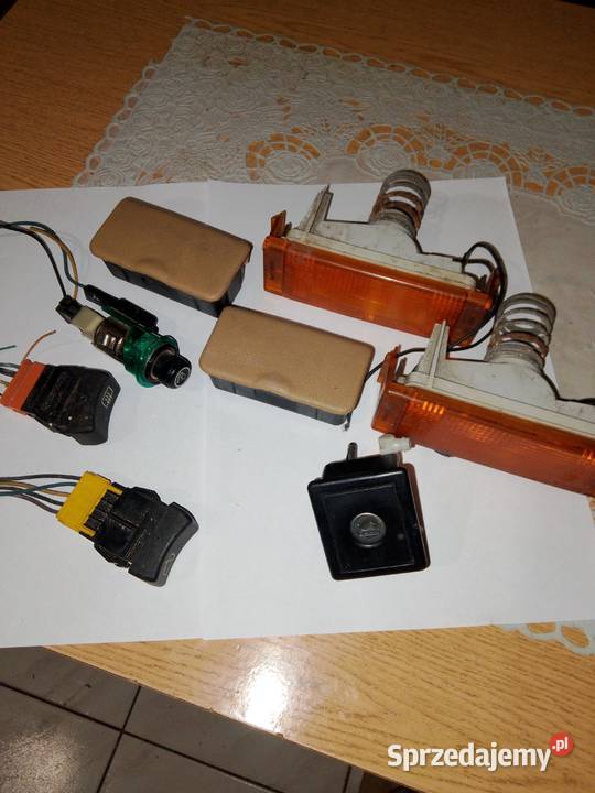 lampy i inne drobne części renault 11 Rok produkcji 1985 Części montażowe Szprotawa sprzedam