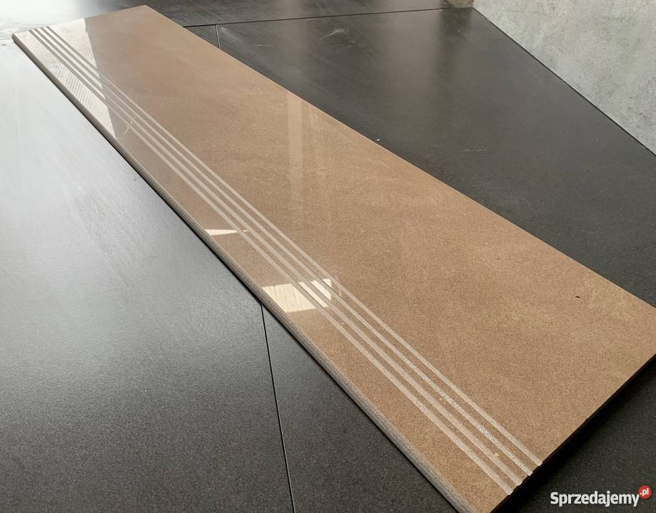 Płytki schodowe polerowane 120x30 WYSOKI POŁYSK Podłogi i schody Łask