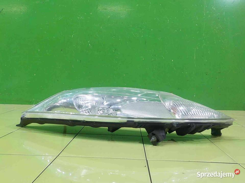 NISSAN JUKE F15 I 16 B AUT 12r lampa prawa przod Suków