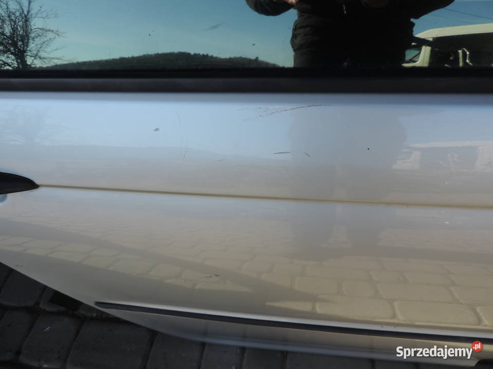 DRZWI PRAWY TYŁ BMW E46 FL KOMBI TTITAN SILBER Nowy Sącz