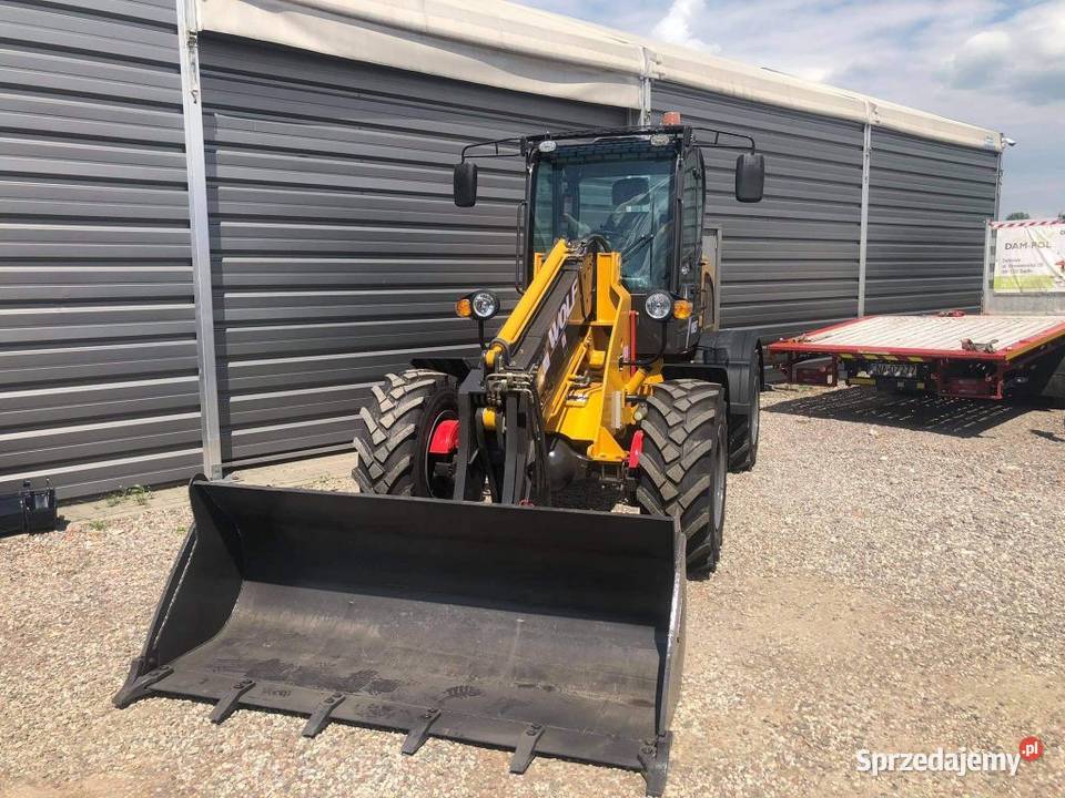 Ładowarka teleskopowa Wolf WL825t Szczecin