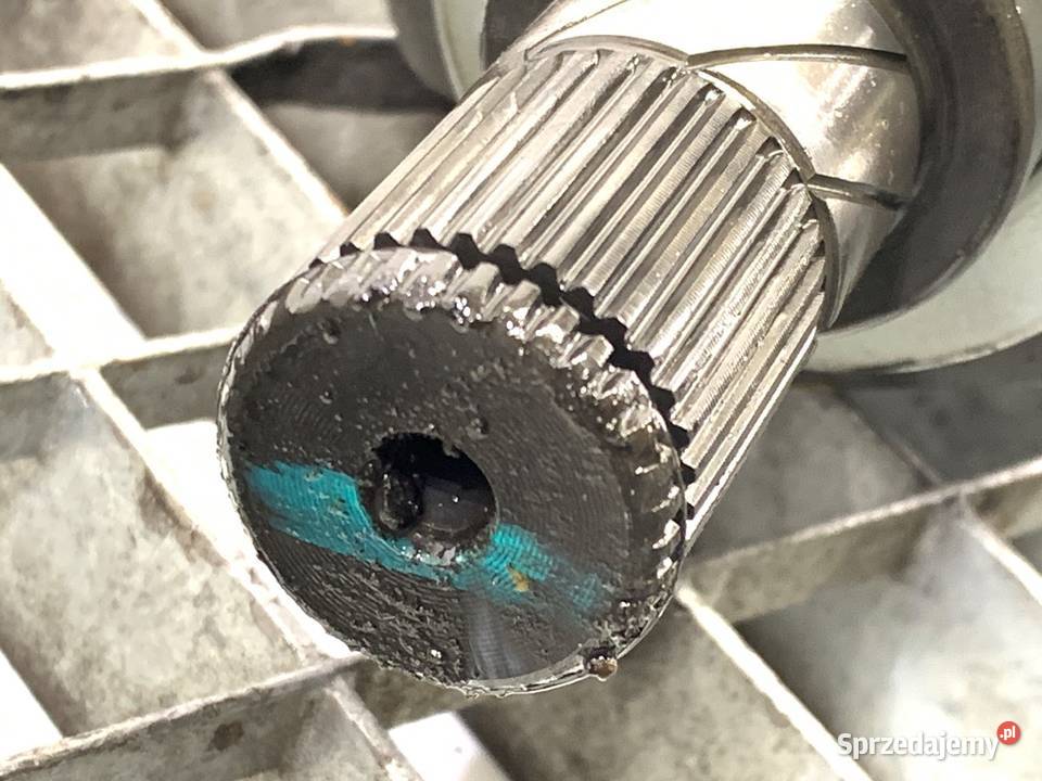 PÓŁOŚ LEWY PRZÓD RENAULT KADJAR 15 110 PRZEGUB podkarpackie