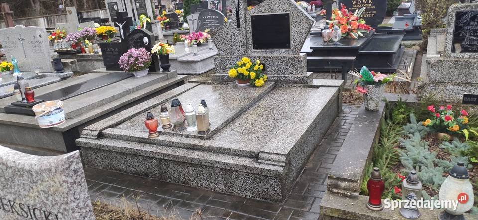czyszczenie pomnikówsprzątanie grobów Białystok