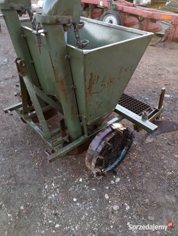 Sadzarka do ziemniaków Słomniki sprzedam