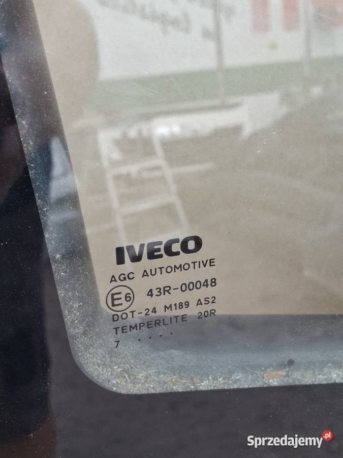 IVECO DAILY 14 DRZWI PRAWY PRZÓD PRAWE PRZEDNIE dostawcze Bieleń