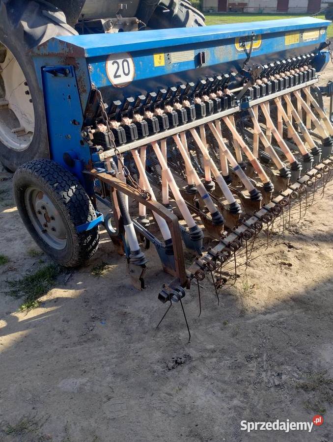 Siewnik Poznaniak nieuszkodzony Siewniki i sadzarki Władysławów sprzedam