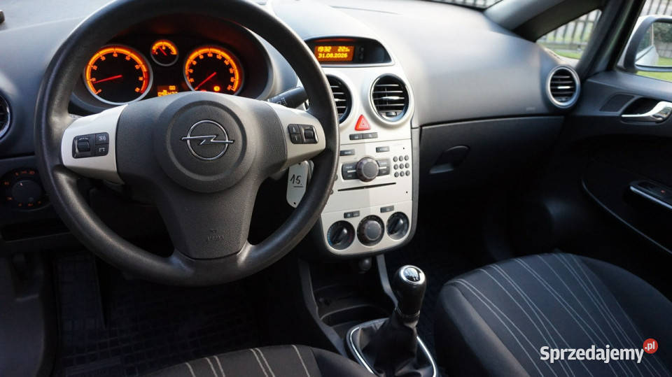 Opel Corsa zarejestrowany ubezpieczony Gwarancja Zielona Góra