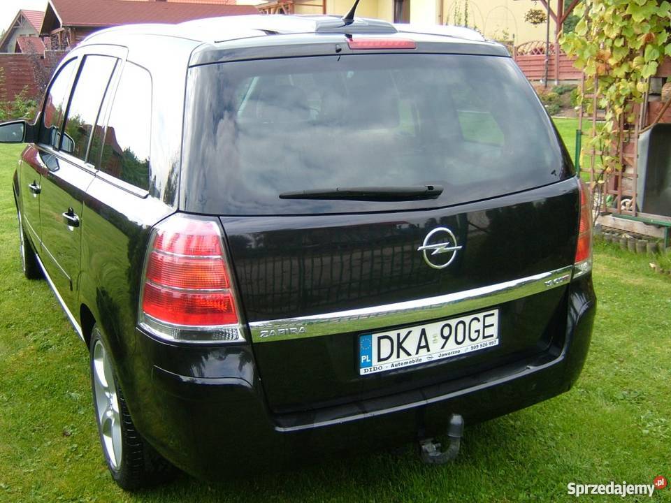Opel zafira B wersja SPORT światła przeciwmgłowe