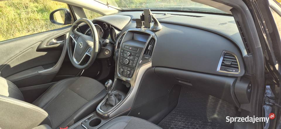 Opel Astra hatchback 16 Cosmo Biskupice sprzedam