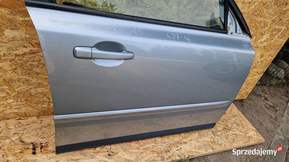 VOLVO S40 V50 DRZWI PRZÓD PRAWE PRAWY KOD LAK osobowe Słowikowo