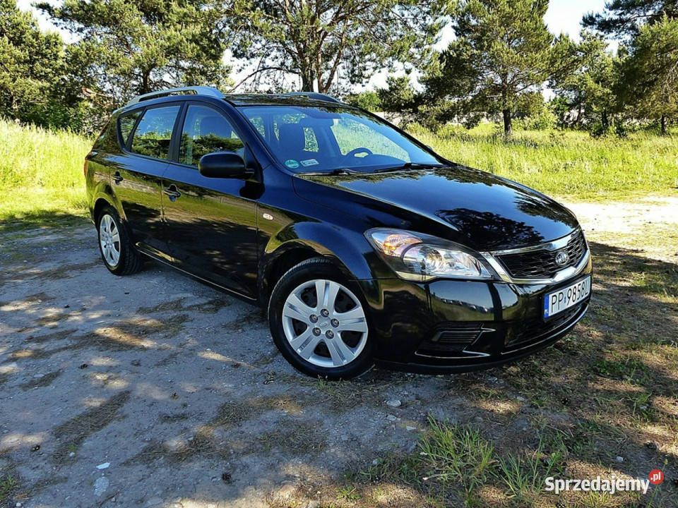 Kia Ceed 14 16V czarny Piła
