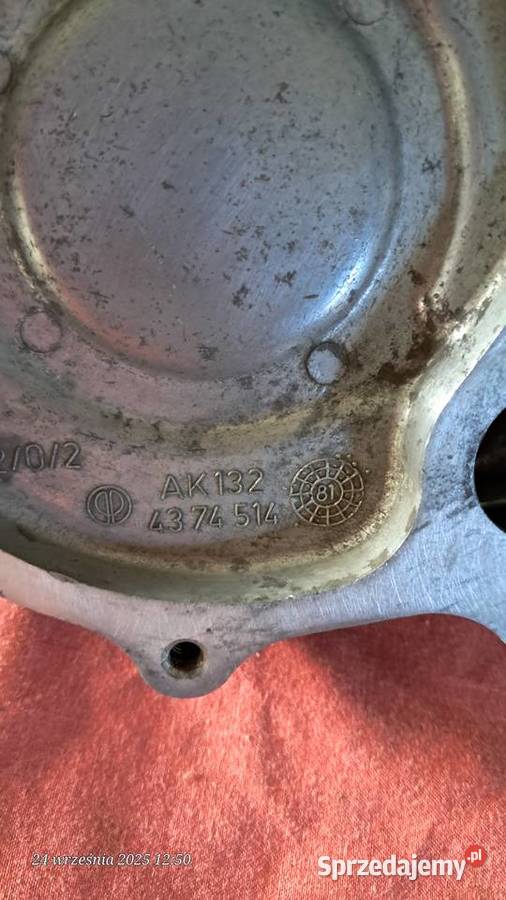 OBUDOWA POMPY WODNEJ FIAT 125P I PCHODNE Kurów