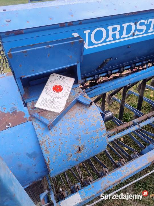 Agregat z siewnikiem siewnik 3m Siewniki i sadzarki Guzy sprzedam