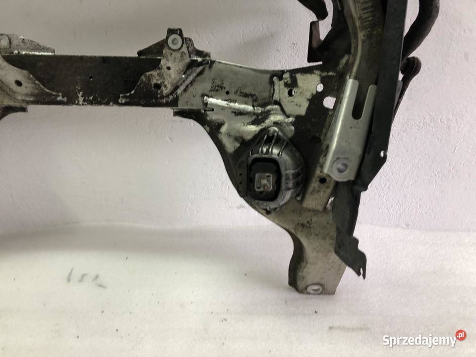 SANKI WÓZEK DRĄŻEK 6766286 PRZÓD BMW E90
