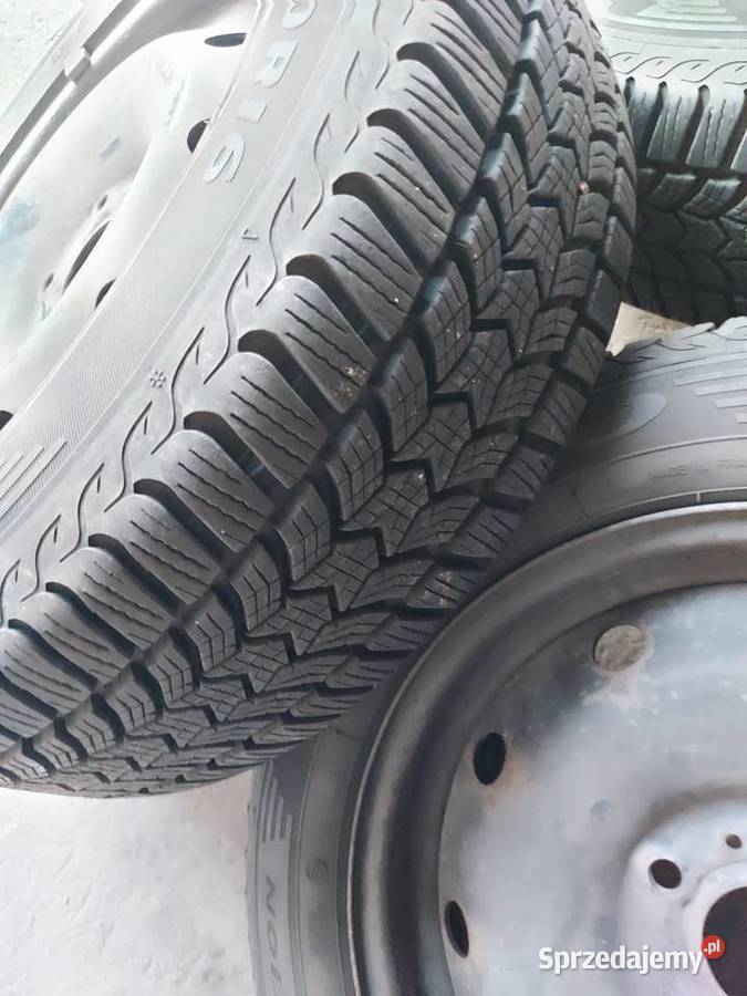 Zima 4 sztuki Dębica 205 60 16r z felgami 51143 Prandocin