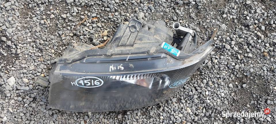 Mitsubishi space runner 2000 reflektor lampa Wrocław