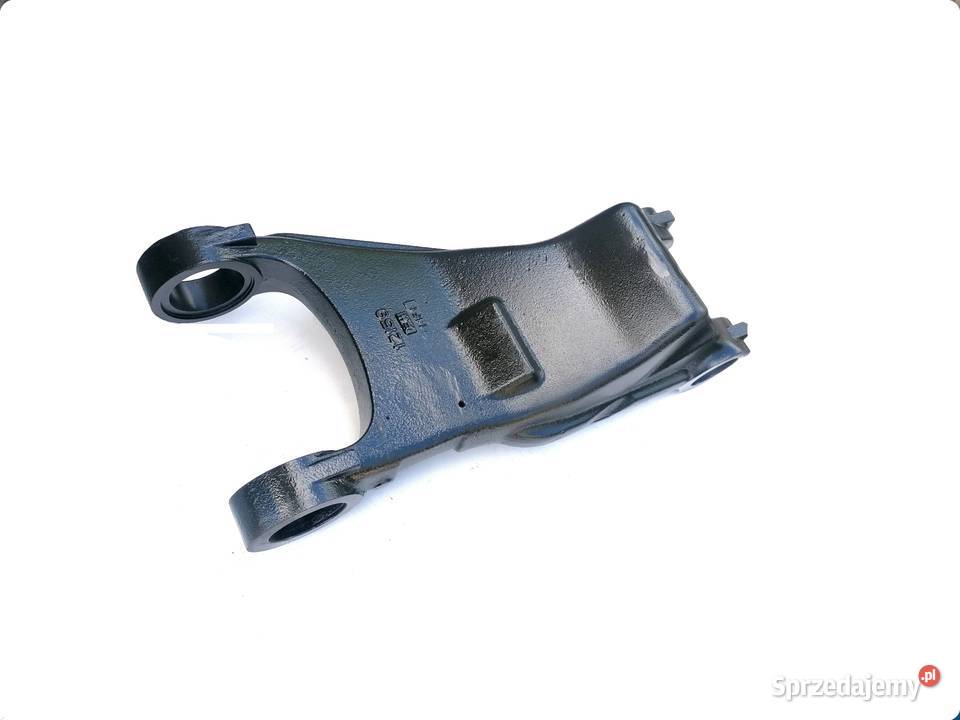 Uchwyt mostu Massey Ferguson 6290 6480 6485 6490 Massey Ferguson Części zamienne Zajęczniki