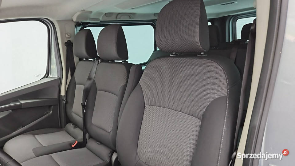 Renault Trafic Kombi 20 Blue dCi L2 Equilibre Z diesel Samochody osobowe