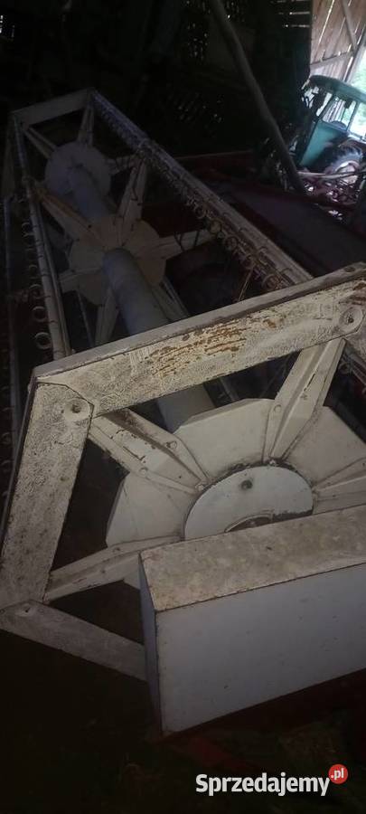 Kombajn zbozowy International 541 IHC Radomyśl Wielki