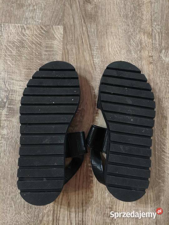 Czarne sandały FF rozmiar 36 Hajnówka