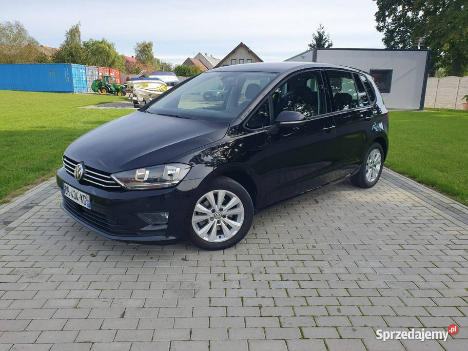 Volkswagen Golf Sportsvan 16tdi Nawigacja Radar Rok produkcji 2014 opolskie Strobice