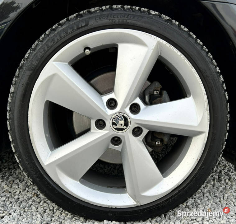 koda Octavia 4x4 LED Klima Navi Temp 4/5 Samochody osobowe