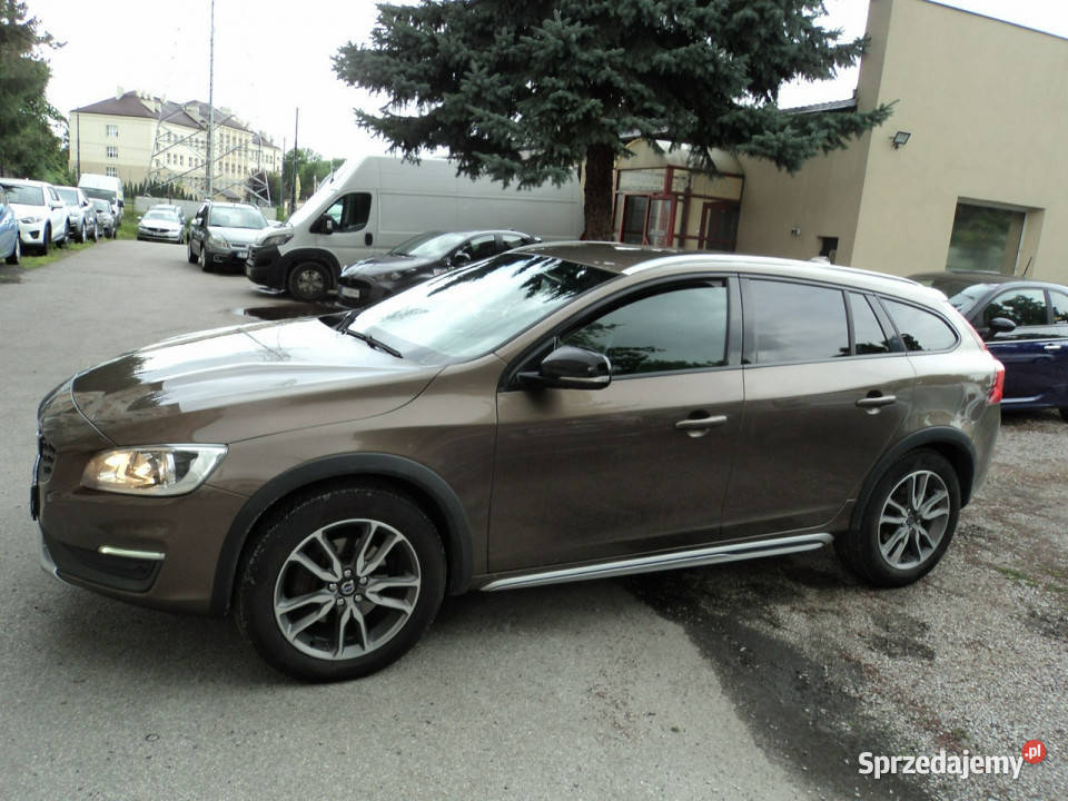 Volvo V60 Cross Country sprzedam ładne VOLVO V60 Lublin