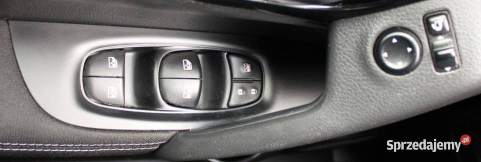 NISSAN Qashqai 2017r Iwł Salon ASO Podgrzewane 60265km Chorzów