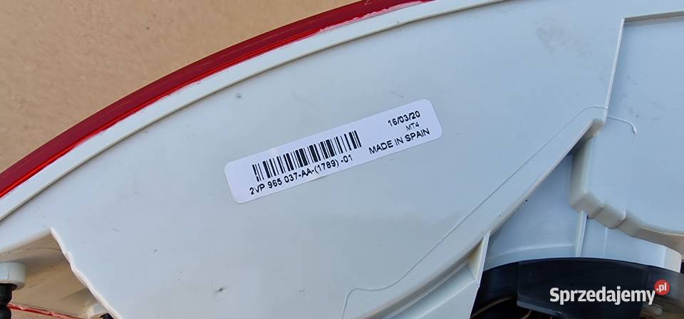 AUDI A4 B7 SEDAN LAMPA LEWA TYŁ ORYGINAŁ IDEALNA osobowe Lampy tylne