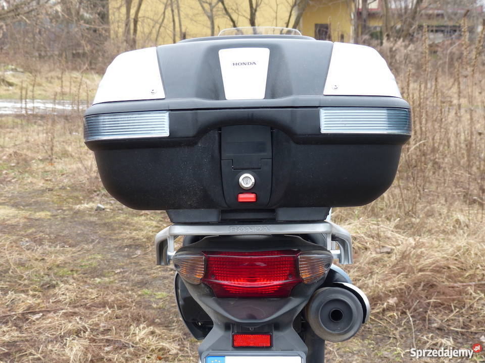 Sprzedam Honda VARADERO 125 2008 8900 wtrysk turystyczny