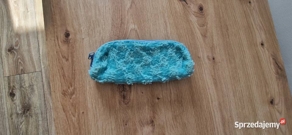 piórnik puchaty etui na okulary niebieski Kraków