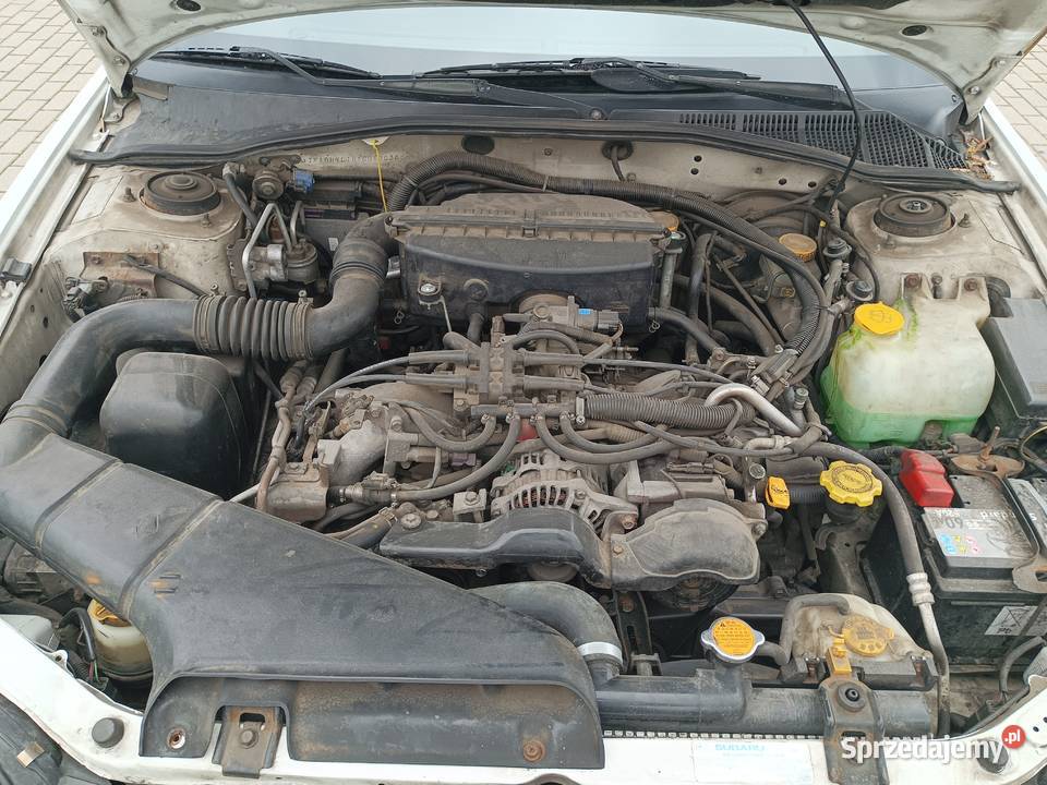 Subaru Outback 25 LPG 4x4 skóry klima manual Samochody osobowe