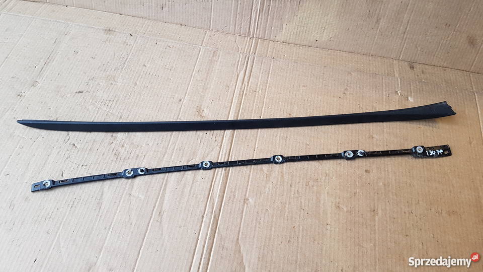 Hyundai i30 III PDE listwa listwy pionowe szyby Rok produkcji 2017 Legnica