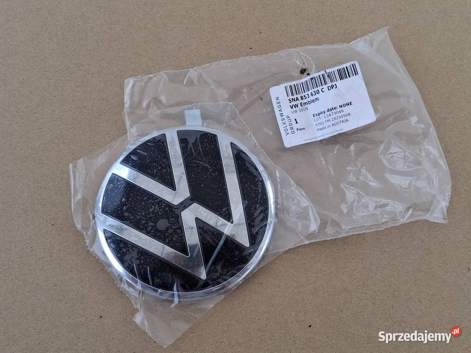 VW TIGUAN 5NA II 2 EMBLEMAT KLAPY BAGAŻNIKA TYŁ osobowe Bieleń sprzedam
