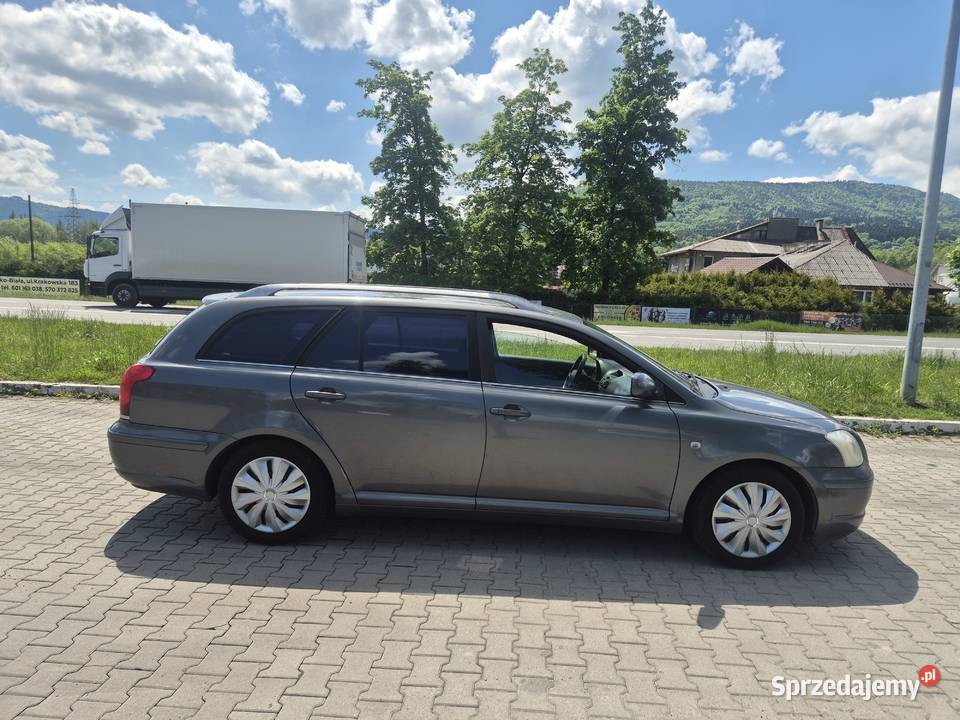 Toyota Avensis 16 benz 110 Sprawna KLIMA Jeden 110KM śląskie Bujaków sprzedam