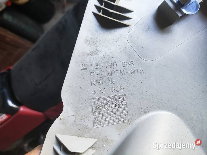 Osłona słupka prawy tył Opel Astra H GTC osobowe Niegowonice sprzedam