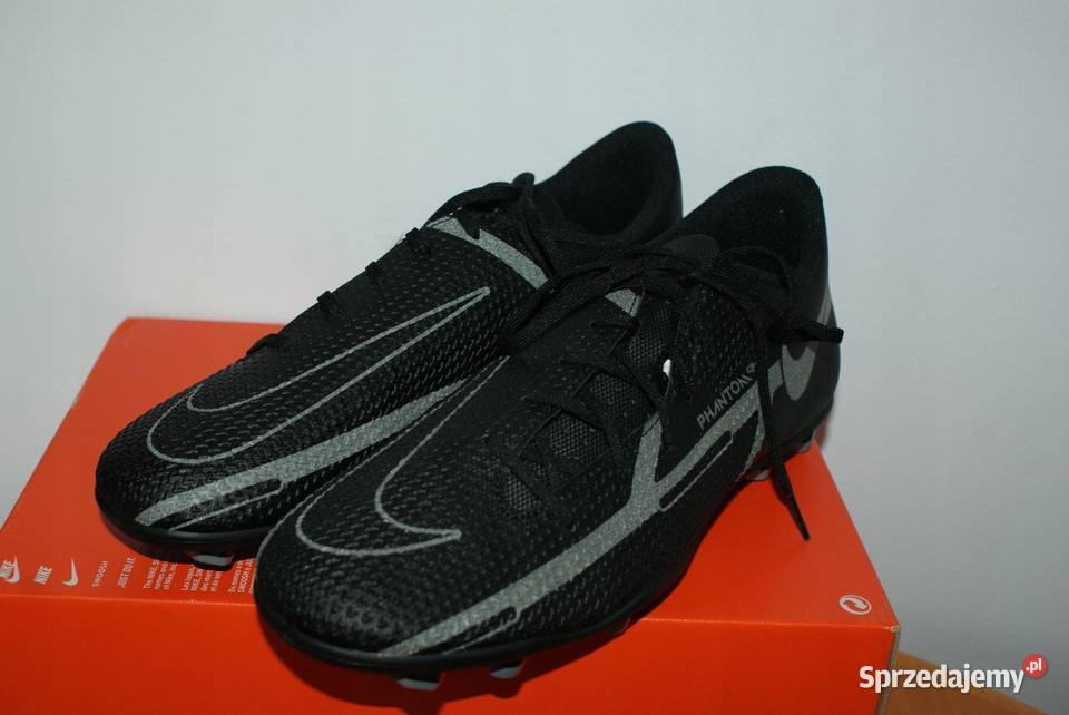 BUTY KORKI NIKE PHANTOM GT2 CLUB FGMG 42