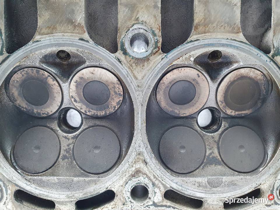 GŁOWICA CYLINDRÓW Audi A3 8P Golf V 16 FSI osobowe Motoryzacja