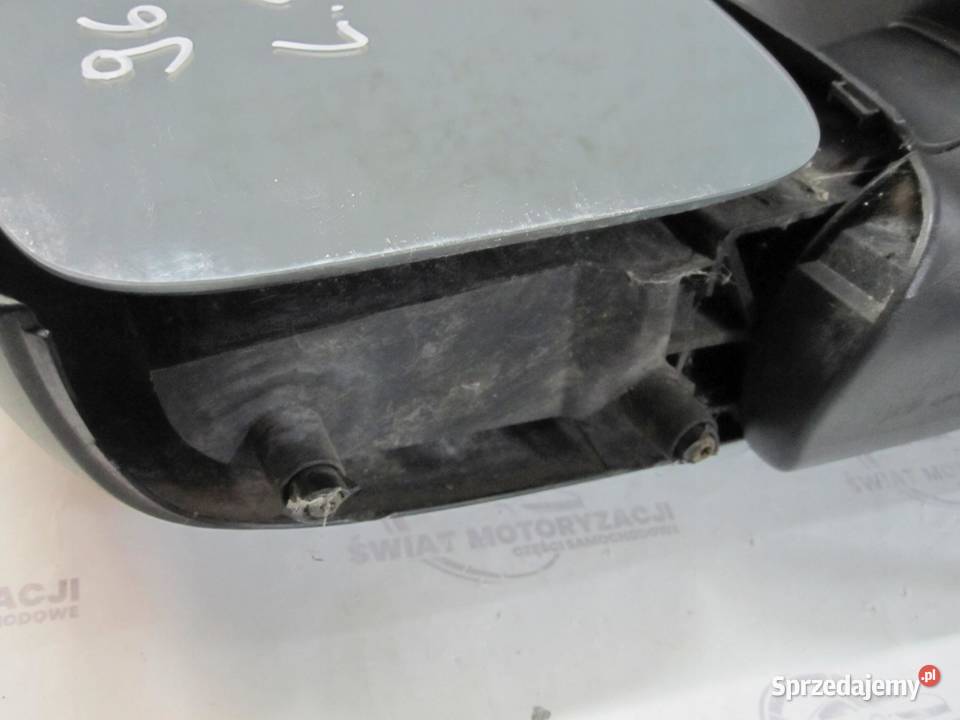 VOLKSWAGEN CADDY III LIFT 13r lusterko lewe sprzedam