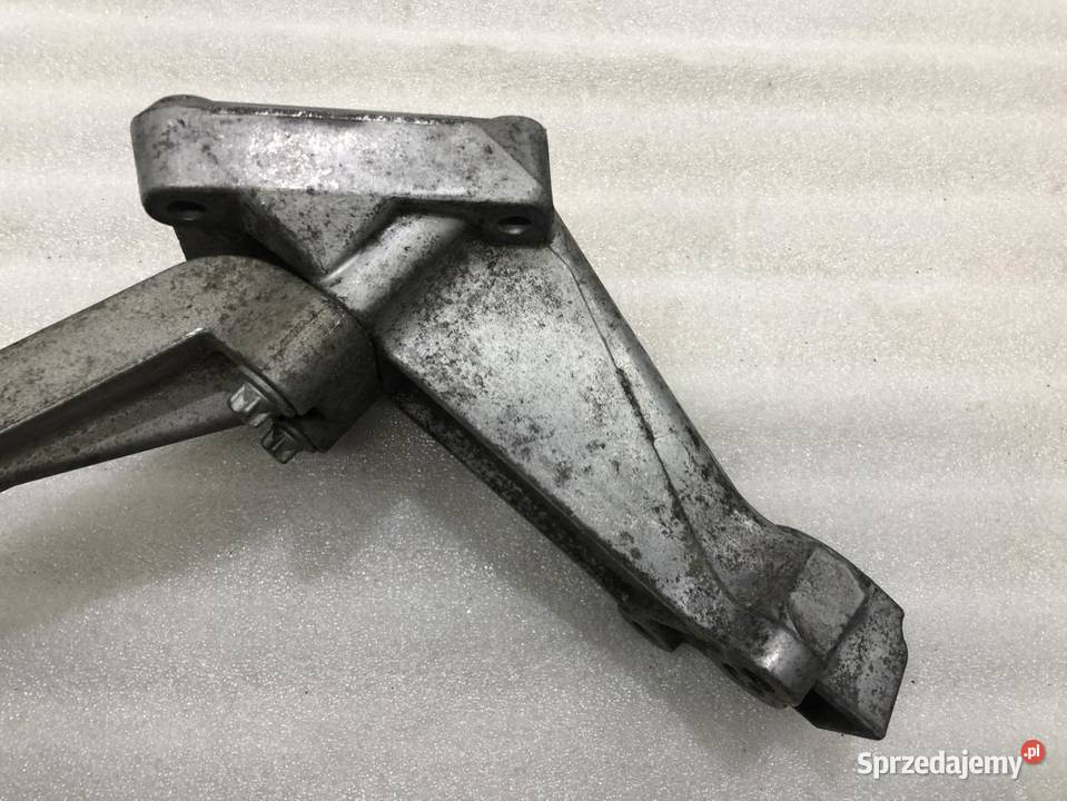 ŁAPA WSPORNIK SILNIKA MERCEDES SPRINTER W903 22 osobowe