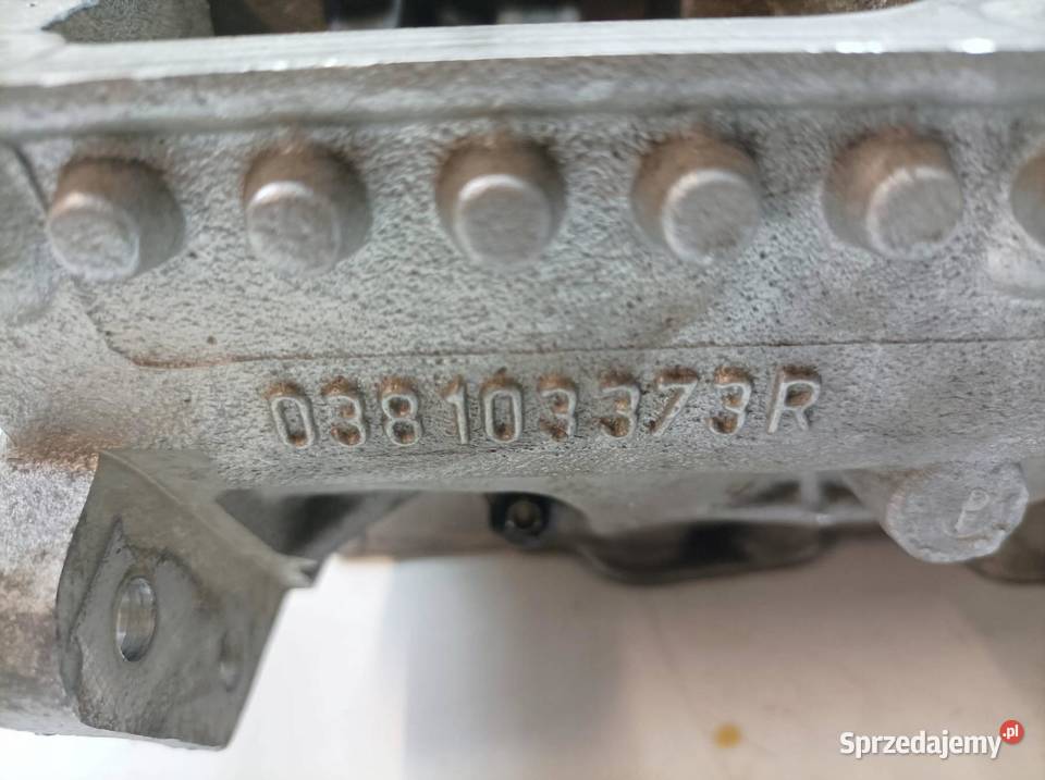 GŁOWICA KOMPLETNA 038103373R 19 TDI VW