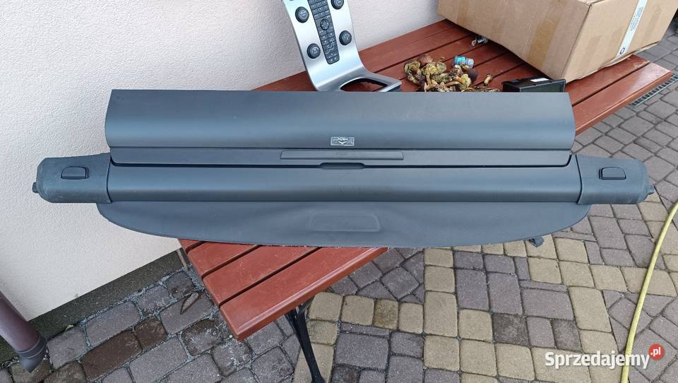 Roleta tylna ze schowkiem do volvo v50 Łuków