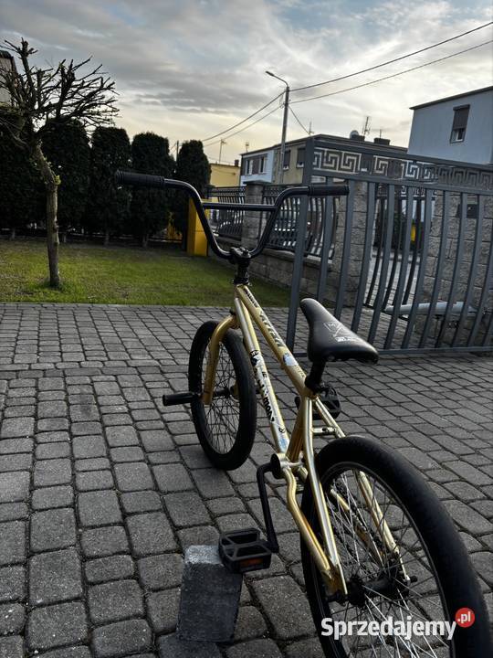Bmx mongoose