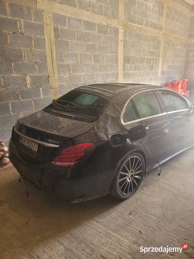 MERCEDESBENZ C300 W205 Jeziora