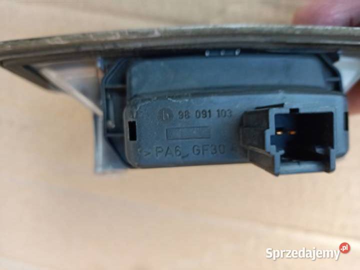 Mikrostyk klapy klamka tył Megane 2 sedan Szczecin