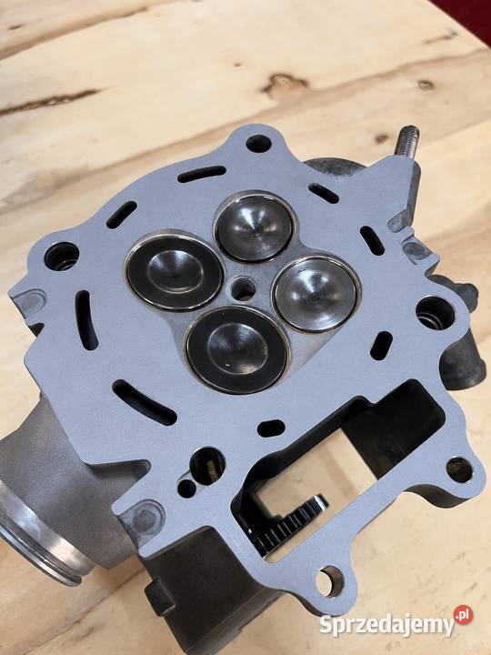 Głowica Honda CRF 250 0909 crf250r kompletma Brzostowo