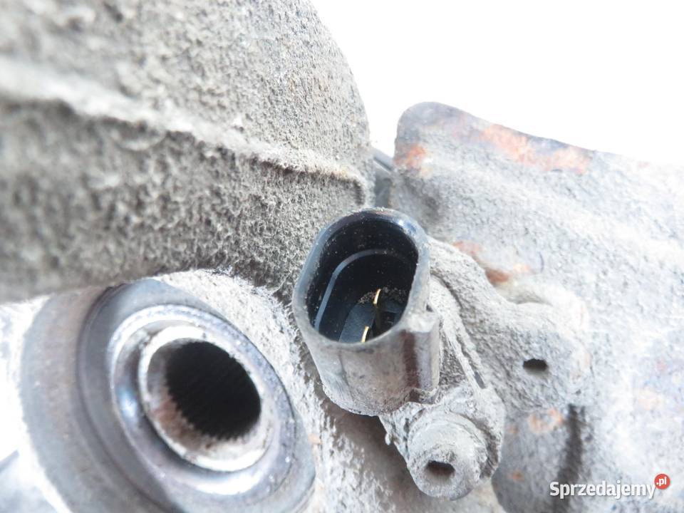 ZWROTNICA PIASTA PRZEDNIA PRAWA AUDI A3 8L 18 osobowe